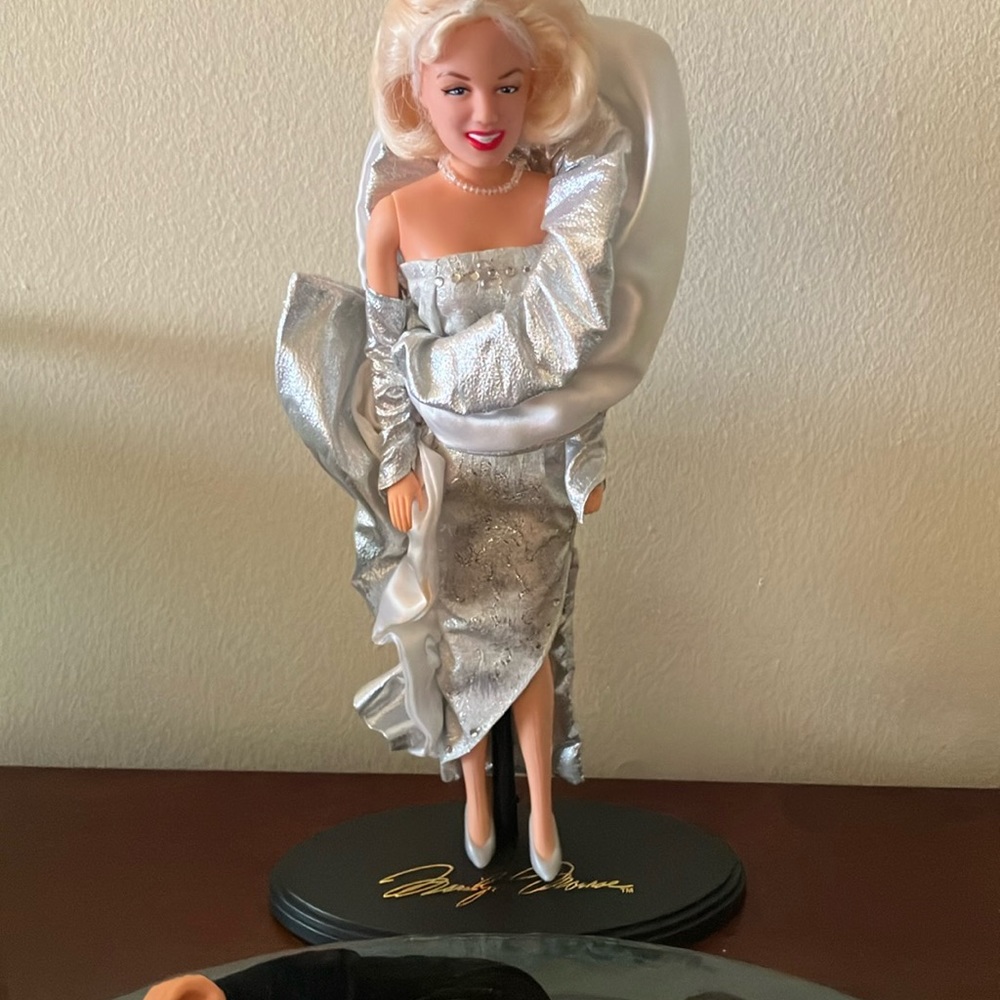 Marilyn Monroe doll